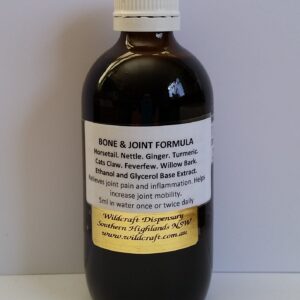 BONE AND JOINT FORMULA 200ml Feverfew. Cats Claw. Turmeric. Horsetail. Ginger. Nettle. Willow Bark. Ethanol and/or Glycerol base herbal extracts for maximum strength and rapid absorption.